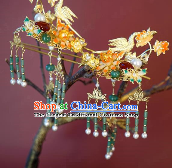 China Bride Jade Tassel Hairpin Hair Accessories Traditional Wedding Xiuhe Suit Golden Bird Hair Stick