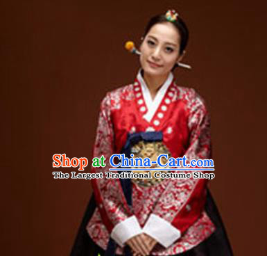 Korean Traditional Court Hanbok Garment Red Blouse and Dress Asian Korea Fashion Costume for Women