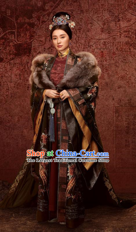 Chinese Drama Ancient Ming Dynasty Empress Dowager Zhang Yan Replica Costumes and Headpiece for Women
