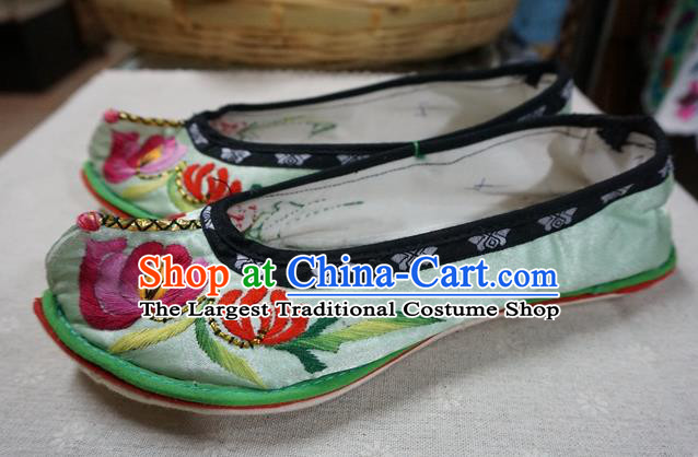 Traditional Chinese Wedding Green Embroidered Chrysanthemum Shoes Princess Shoes National Shoes Hanfu Shoes for Women
