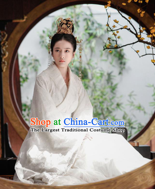 Chinese Ancient Princess Drama Princess Silver Rong Le Historical Costume and Headpiece for Women