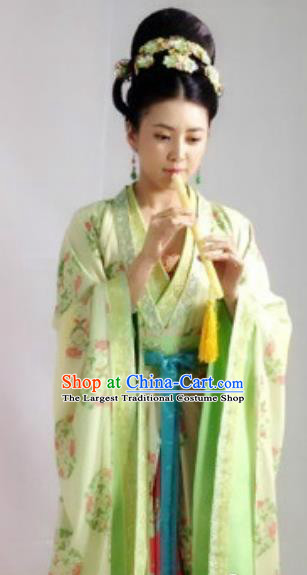 Chinese Ancient Court Lady Garment Costumes and Headdress Drama The World of Love Rani Du Siyu Green Hanfu Dress