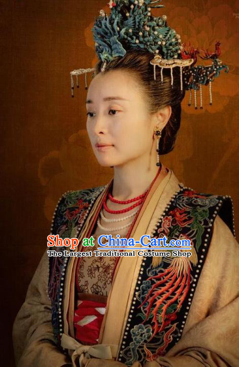 Ancient Chinese Queen Mother Historical Costumes Apparel and Headdress Drama Serenade of Peaceful Joy Song Dynasty Empress Dowager Liu E Garment