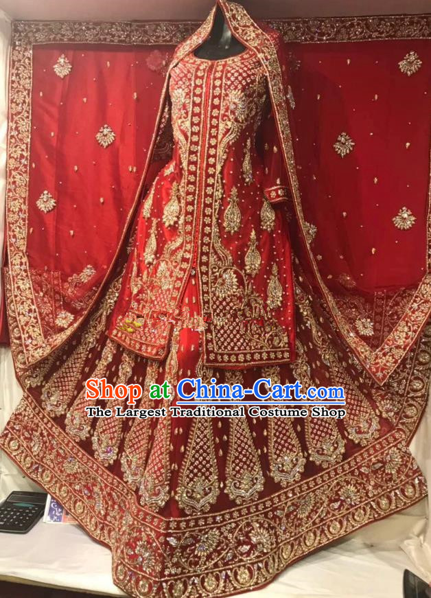 Indian Traditional Bride Diamante Red Lehenga Exquisite Embroidered Dress Asian Hui Nationality Wedding Costume for Women