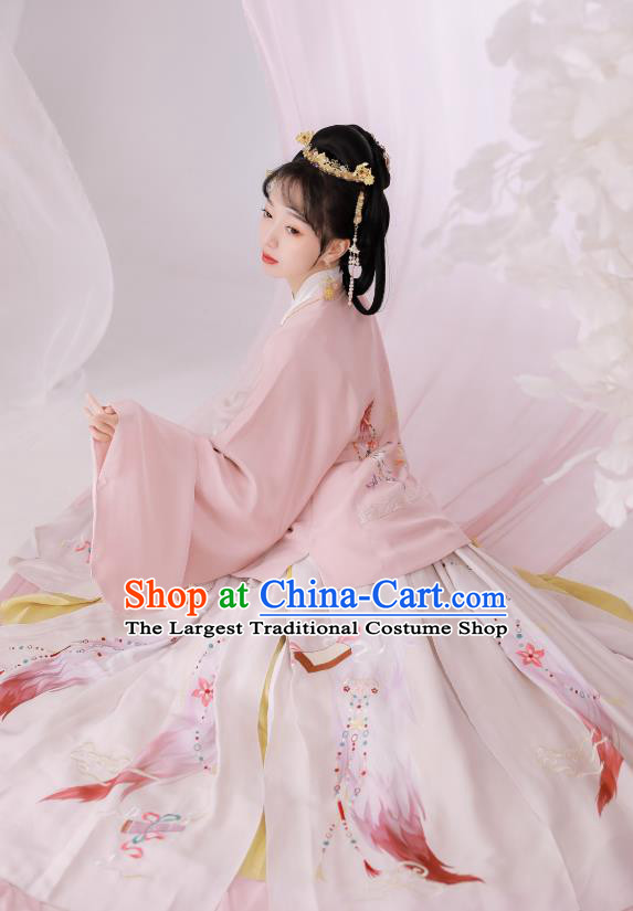 Traditional Chinese Ming Dynasty Rich Female Hanfu Dress Ancient Court Lady Historical Costumes Embroidered Garment