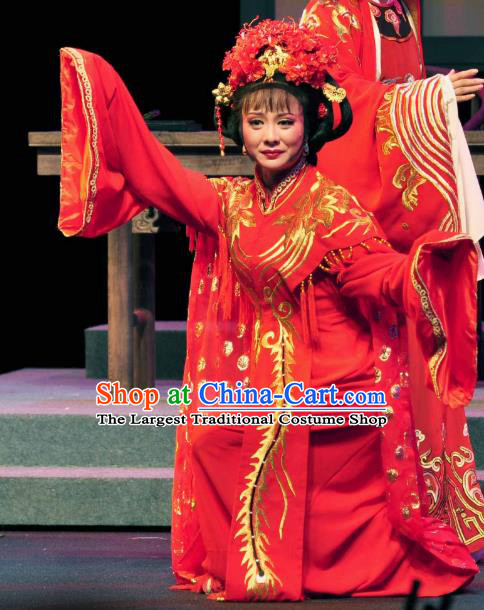 Chinese Shaoxing Opera Actress Wedding Red Dress Apparels Costumes and Headdress Yue Opera Zhang Lun Hua Tan Garment