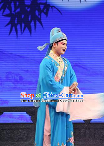 Burning Incense Chinese Kun Opera Niche Wang Kui Apparels Garment Costumes and Headwear Kunqu Opera Scholar Young Male Clothing