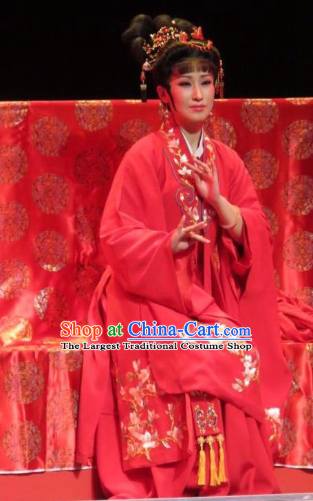 Chinese Ping Opera Actress Xue Baochai Countess Costumes and Headpieces Baoyu and Daiyu Traditional Pingju Opera Diva Red Dress Garment Wedding Apparels