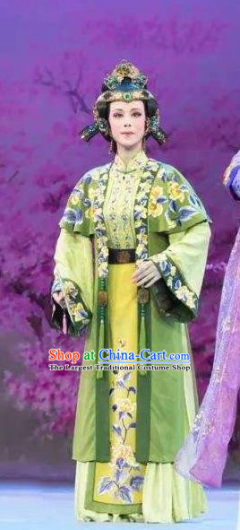 Chinese Shaoxing Opera Elderly Dame Green Dress Costume and Headdress Yue Opera Tan Chun Countess Garment Apparels