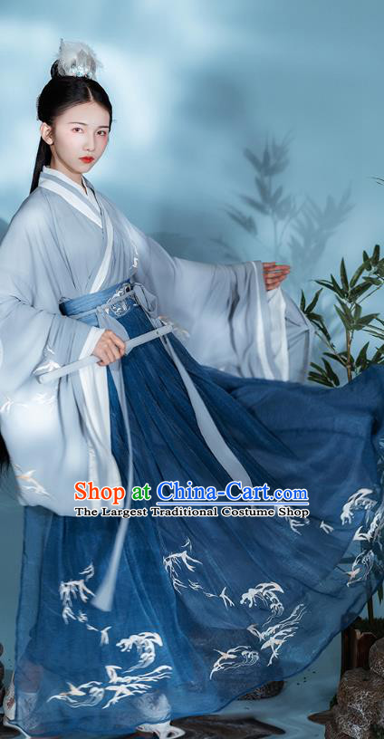 Chinese Traditional Jin Dynasty Swordsman Historical Costumes Ancient Noble Prince Embroidered Hanfu Garment for Men