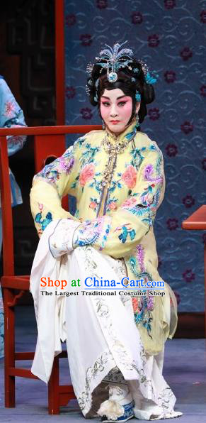 Chinese Beijing Opera Rich Mistress Garment The Dream Of Red Mansions Costumes and Hair Accessories Traditional Peking Opera Noble Female Wang Xifeng Dress Apparels