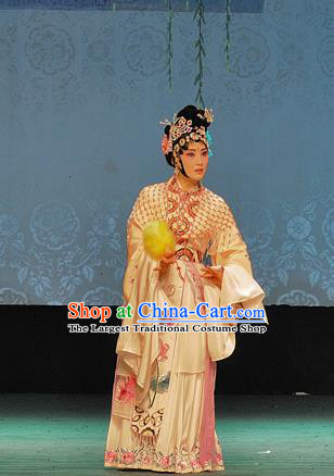 Chinese Sichuan Opera Actress Bai Suzhen The Legend of White Snake Garment Costumes and Hair Accessories Traditional Peking Opera Hua Tan Dress Fairy Apparels