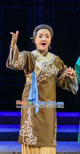 Chinese Han Opera Elderly Woman Garment Shi Niang Costumes and Headdress Traditional Hubei Hanchu Opera Apparels Dame Dress