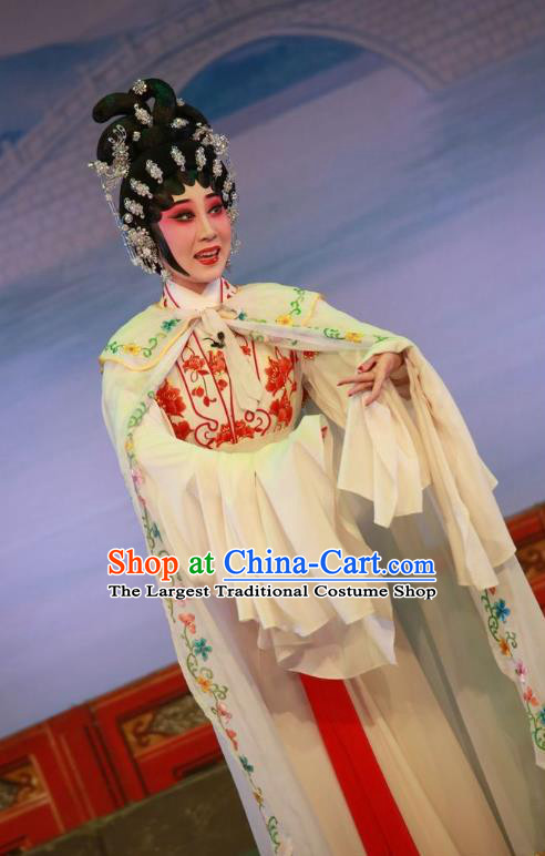 Chinese Cantonese Opera Diva Wei Biniang Garment Wu Suo Dong Gong Costumes and Headdress Traditional Guangdong Opera Young Female Apparels Hua Tan Dress