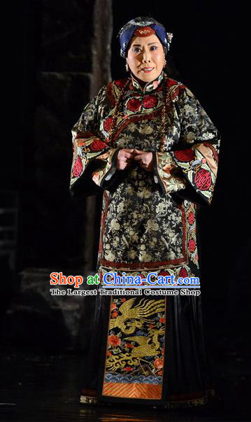 Chinese Hebei Clapper Opera Rich Dame Garment Costumes and Headdress Golden Lock Notes Traditional Bangzi Opera Elderly Female Dress Dowager Countess Apparels