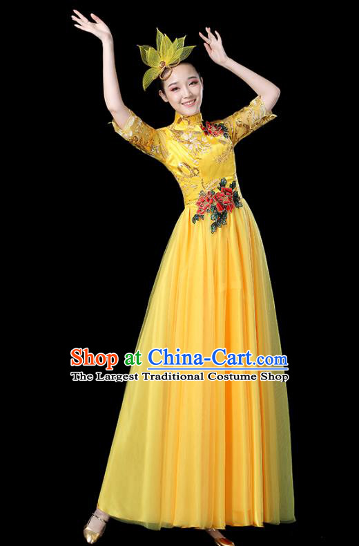 Traditional Chinese Opening Dance Costumes Stage Show Modern Dance Garment Folk Dance Yellow Dress for Women