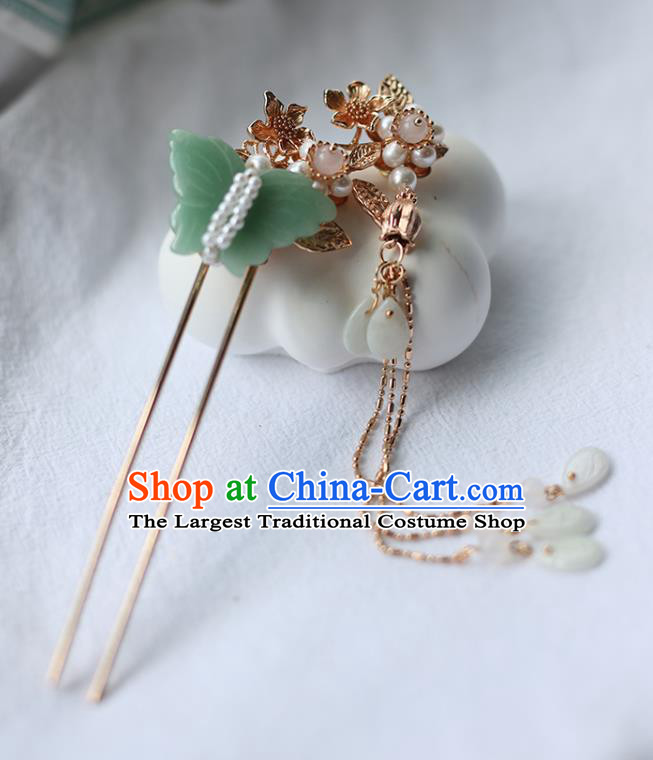Handmade Chinese Jade Butterfly Hair Clip Traditional Classical Hanfu Hair Accessories Ancient Princess Golden Tassel Hairpins for Women