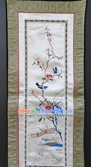 Chinese National Embroidered Peach Flowers Birds Paintings Traditional Handmade Embroidery Decorative White Silk Picture Craft