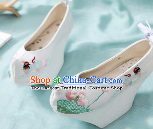 Chinese Qing Dynasty Saucers Shoes Ancient Princess Embroidery Mandarin Duck Lotus Shoes Traditional Court Lady Shoes Embroidered Shoes Handmade Satin Shoes