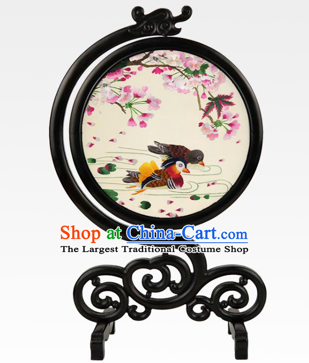 Handmade China Suzhou Embroidery Craft Sandalwood Table Ornament Embroidered Mandarin Duck Desk Screen