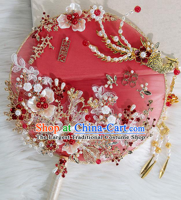 China Traditional Red Silk Fan Classical Wedding Golden Phoenix Circular Fan Handmade Shell Plum Blossom Palace Fan