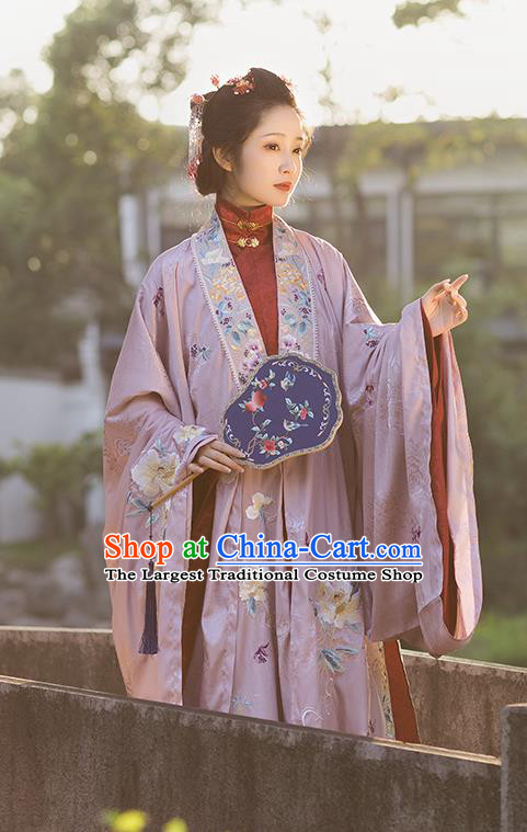 China Ancient Noble Female Embroidered Hanfu Dress Traditional Ming Dynasty Imperial Countess Historical Clothing for Women