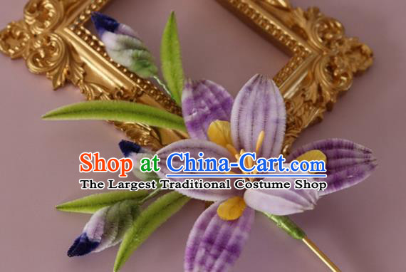 China Traditional Ancient Qing Dynasty Hairpin Handmade Lilac Velvet Lily Flower Hair Stick