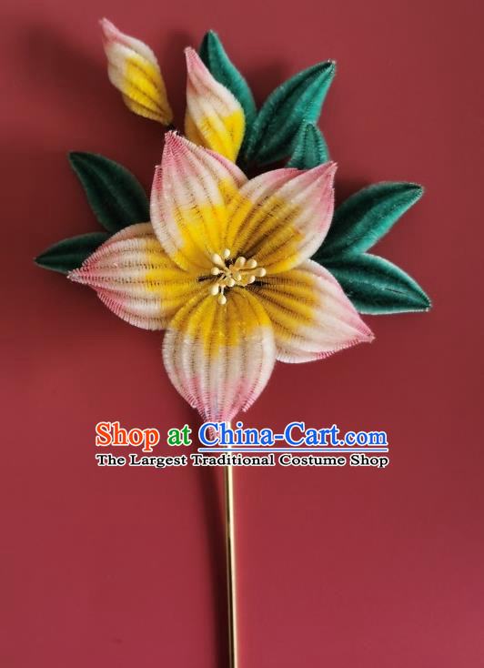 China Traditional Handmade Velvet Hair Stick Ancient Empress Pink Peach Blossom Hairpin