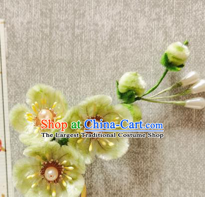 China Handmade Green Velvet Plum Blossom Hair Stick Traditional Hanfu Hair Accessories Classical Cheongsam Pearls Hairpin