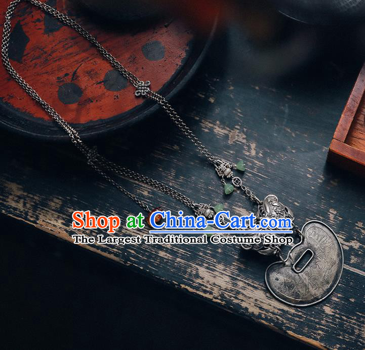 Chinese Silver Butterfly Longevity Lock Classical Cheongsam Necklet Accessories National Necklace