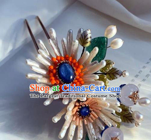 Chinese Handmade Coral Hair Stick Traditional Ming Dynasty Princess Shell Chrysanthemum Hairpin