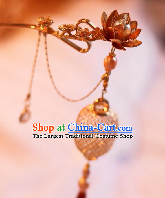 China Ancient Queen Agate Hairpin Traditional Ming Dynasty Golden Lantern Hair Stick