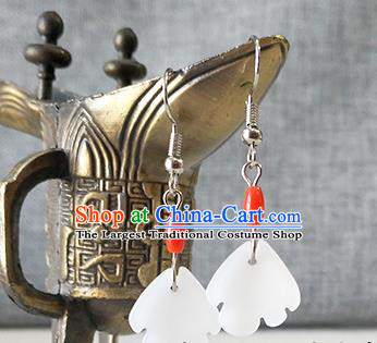 Chinese Classical Song Dynasty Queen Ear Accessories Ancient Imperial Empress Cao Danshu Shell Earrings