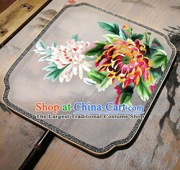 China Handmade White Silk Fans Traditional Song Dynasty Hanfu Fan Embroidered Chrysanthemum Palace Fan