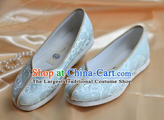 China Traditional Hanfu Light Blue Brocade Shoes Kung Fu Shoes National Shoes for Women