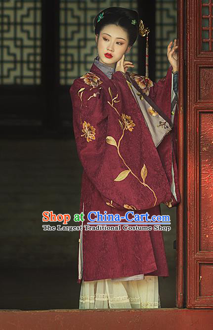 Traditional China Ming Dynasty Court Woman Historical Costumes Ancient Imperial Empress Hanfu Dress Clothing