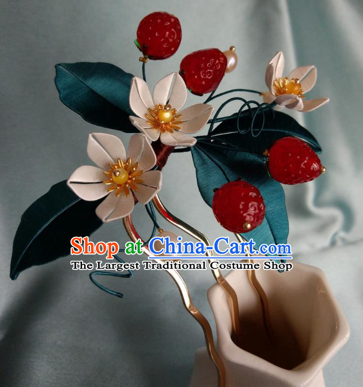 Chinese Ancient Princess Silk Flowers Hair Comb Traditional Ming Dynasty Strawberry Hairpin Hair Accessories