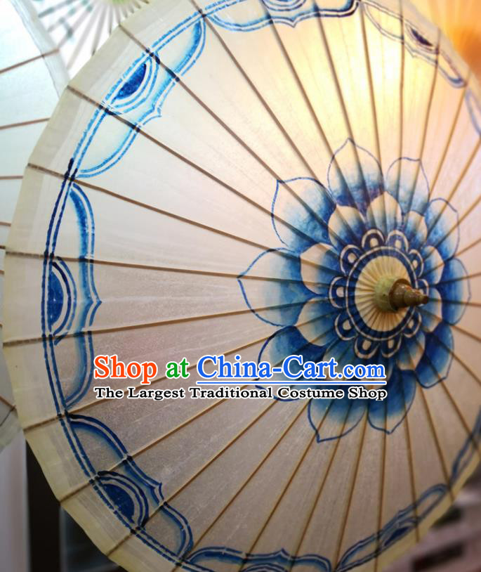 China Traditional Hanfu Dance Umbrella Handmade Painting Lotus Oilpaper Umbrella Classical Oil Paper Umbrella