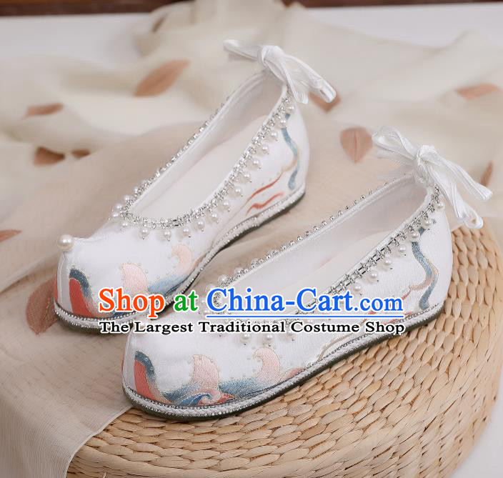China Ancient Shoes Traditional Hanfu Shoes Ming Dynasty Pearls Shoes Embroidered White Cloth Shoes