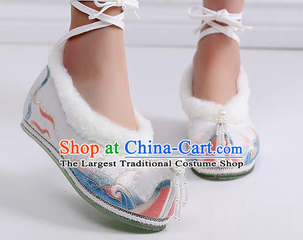 China Ming Dynasty Pearls Tassel Shoes Embroidered White Cloth Shoes Ancient Shoes Traditional Hanfu Winter Shoes