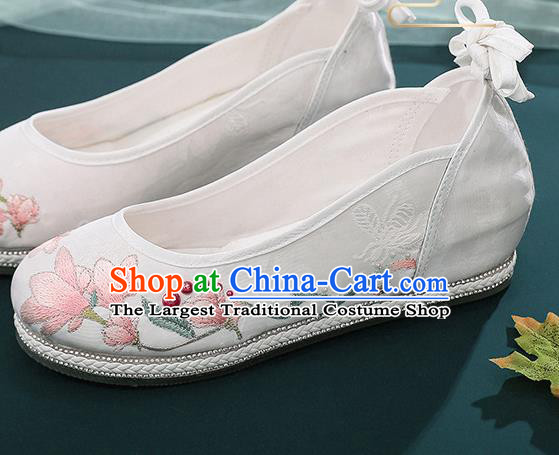 Chinese Traditional Hanfu White Cloth Shoes Classical Dance Shoes Embroidery Mangnolia Shoes