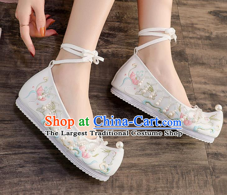 China Traditional Hanfu Pearls Shoes Handmade Ming Dynasty Bow Shoes Ancient Princess Embroidered White Cloth Shoes