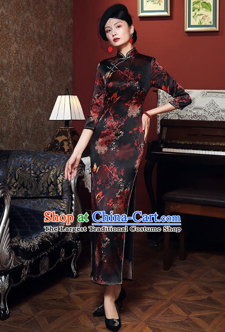 China Traditional Minguo Young Woman Black Silk Qipao Dress Classical Shanghai Cheongsam