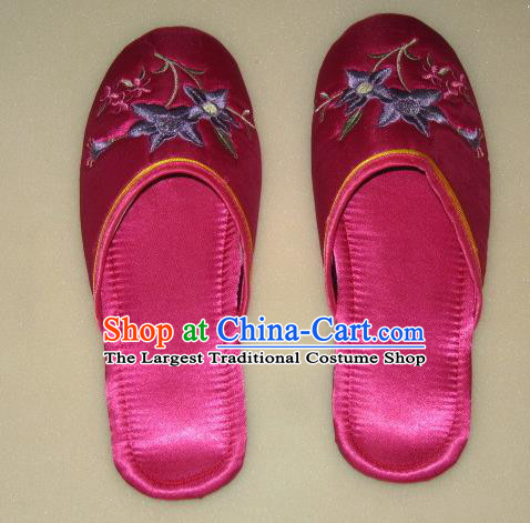 Chinese Wedding Footwear Bride Shoes Handmade Rosy Satin Shoes Embroidery Petunia Slippers