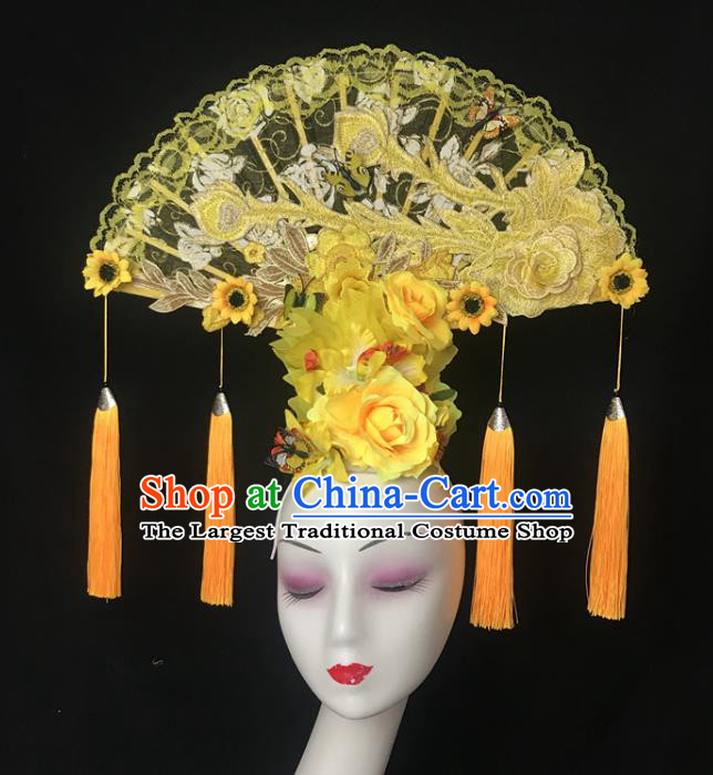 China Cheongsam Show Lace Phoenix Fan Hair Crown Traditional Court Yellow Flowers Hair Clasp Handmade Catwalks Giant Fashion Headwear
