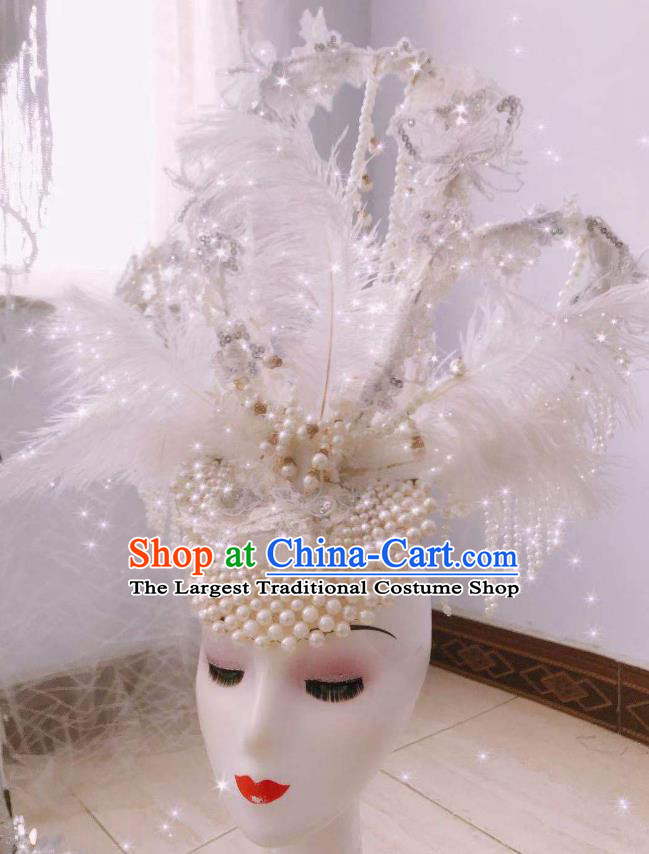 Top Halloween Cosplay Hair Accessories Catwalks White Feather Royal Crown Baroque Princess Top Hat Brazil Parade Girl Pearls Headdress
