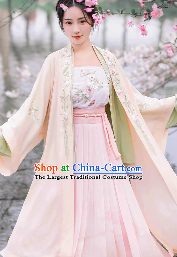 China Ancient Young Beauty Hanfu Dress Traditional Song Dynasty Country Woman Historical Garment Clothing
