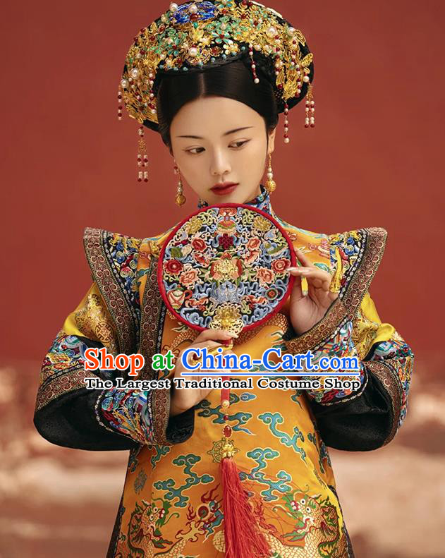 China Qing Dynasty Manchu Queen Garment Costumes Ancient Imperial Empress Golden Dress Clothing and Hair Accessories