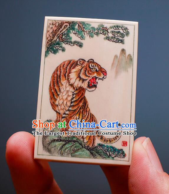 Chinese Microscopic Carving Sculpture Majestic Tiger