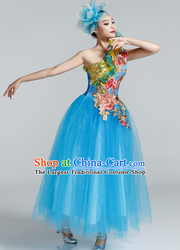 Top Oriental Dance Costume Women Group Show Clothing Modern Dance Blue Dress Embroidered Peony Fashion